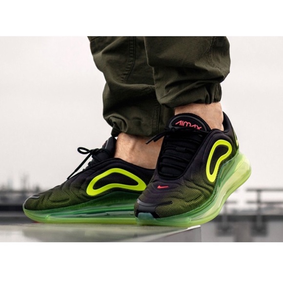 NEW Nike Air Max 720 Volt - Picture 7 of 16
